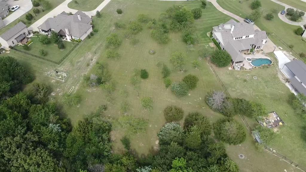 1090 Eagle Pass Property Photo 7