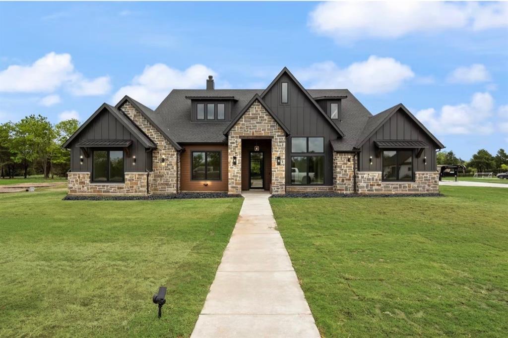 1090 Eagle Pass Property Photo 12