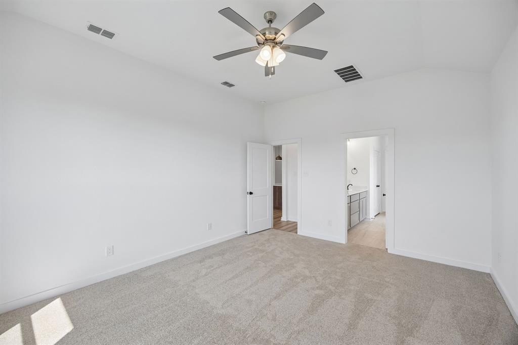 4869 Dee Street Property Photo 13