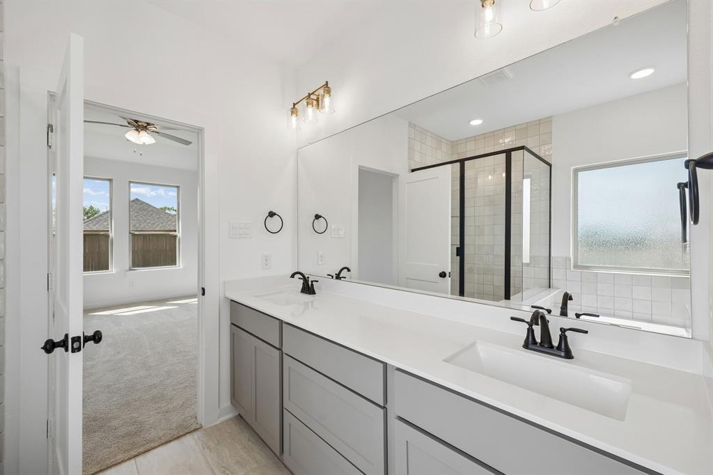 4869 Dee Street Property Photo 16