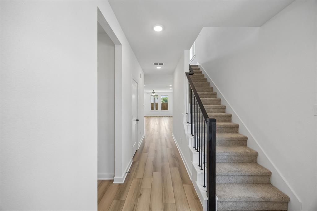4869 Dee Street Property Photo 17