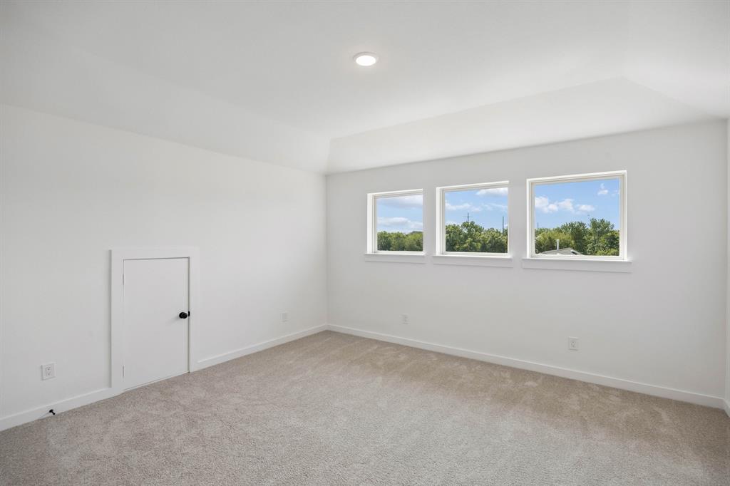 4869 Dee Street Property Photo 20