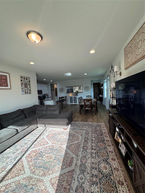 302 Cold Spring Loop Property Photo 8
