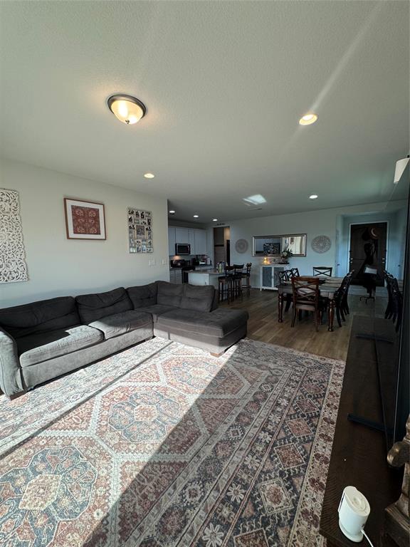 302 Cold Spring Loop Property Photo 14