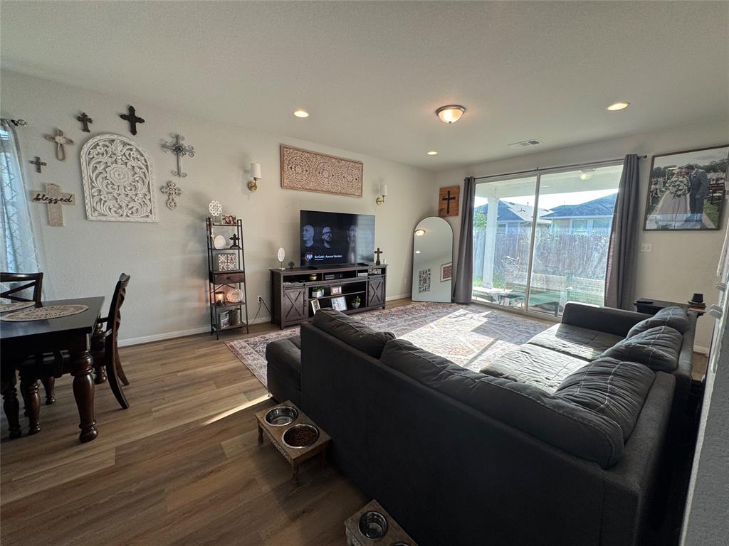 302 Cold Spring Loop Property Photo 27