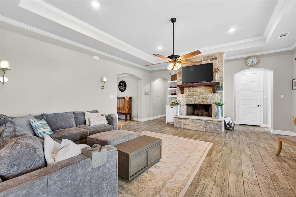 1705 S Fm 1752 Property Photo 10