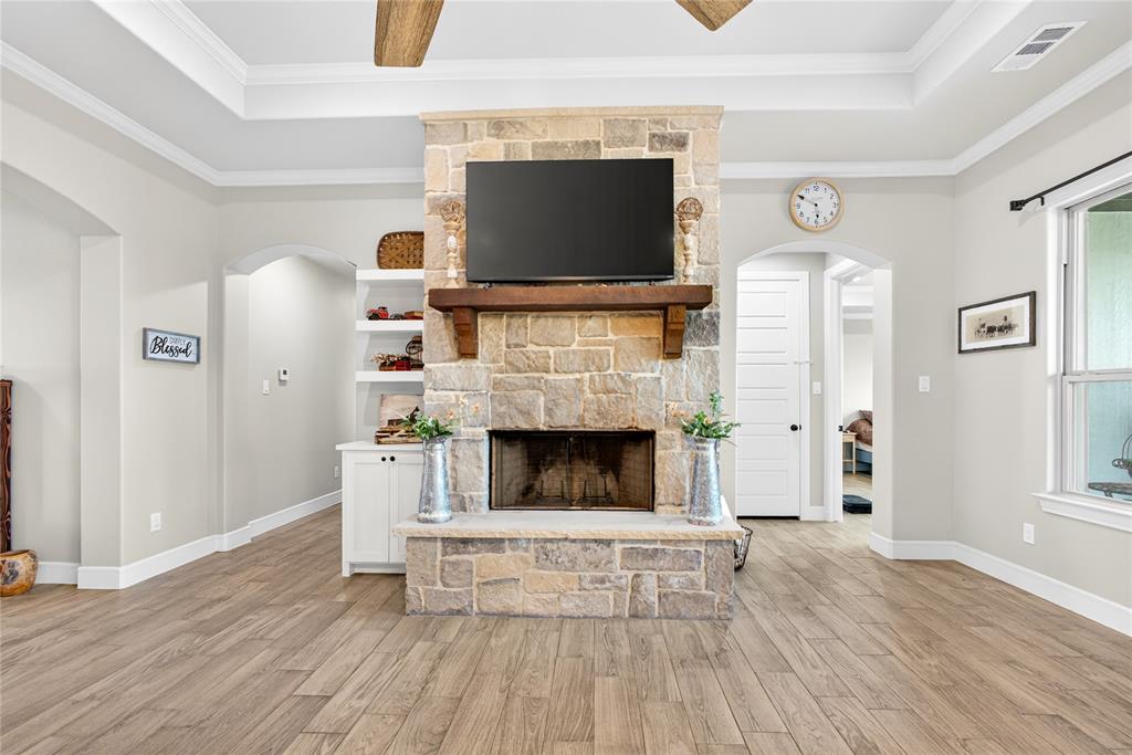 1705 S Fm 1752 Property Photo 11