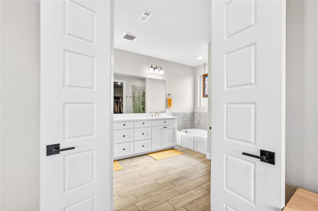 1705 S Fm 1752 Property Photo 19