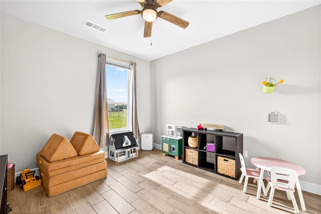 1705 S Fm 1752 Property Photo 27