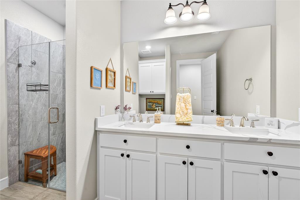 1705 S Fm 1752 Property Photo 28