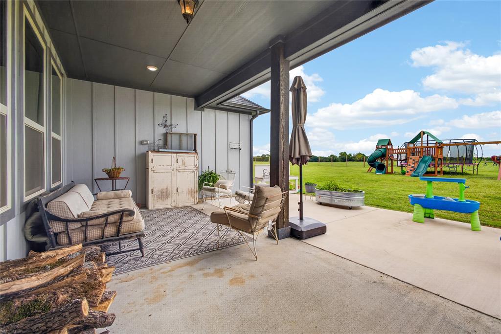 1705 S Fm 1752 Property Photo 34