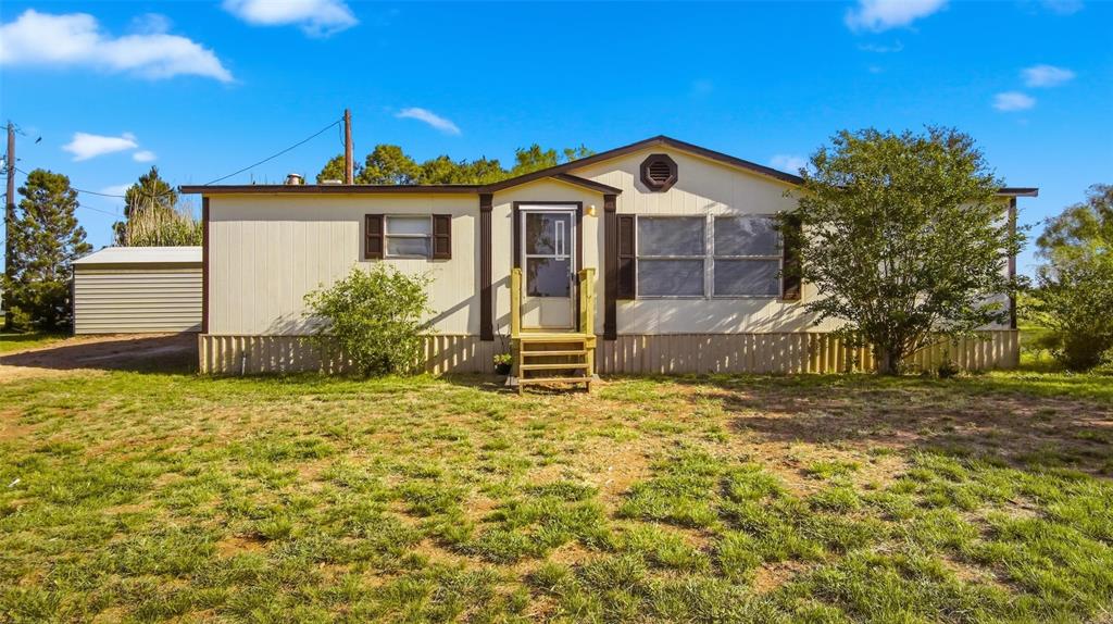 10902 County Road 414 Property Photo 1