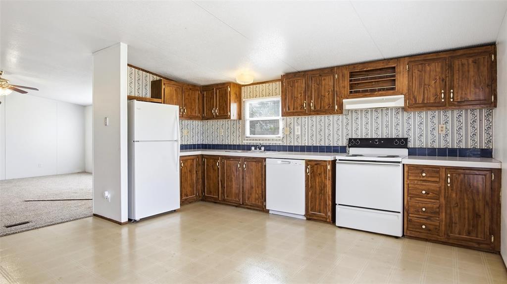 10902 County Road 414 Property Photo 13