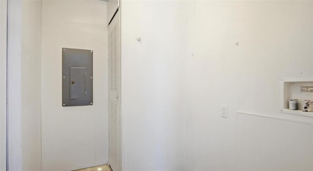 10902 County Road 414 Property Photo 15