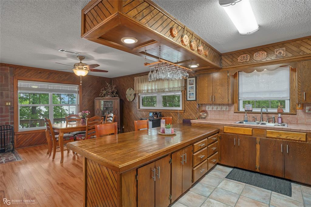664 Featherston Road Property Photo 11