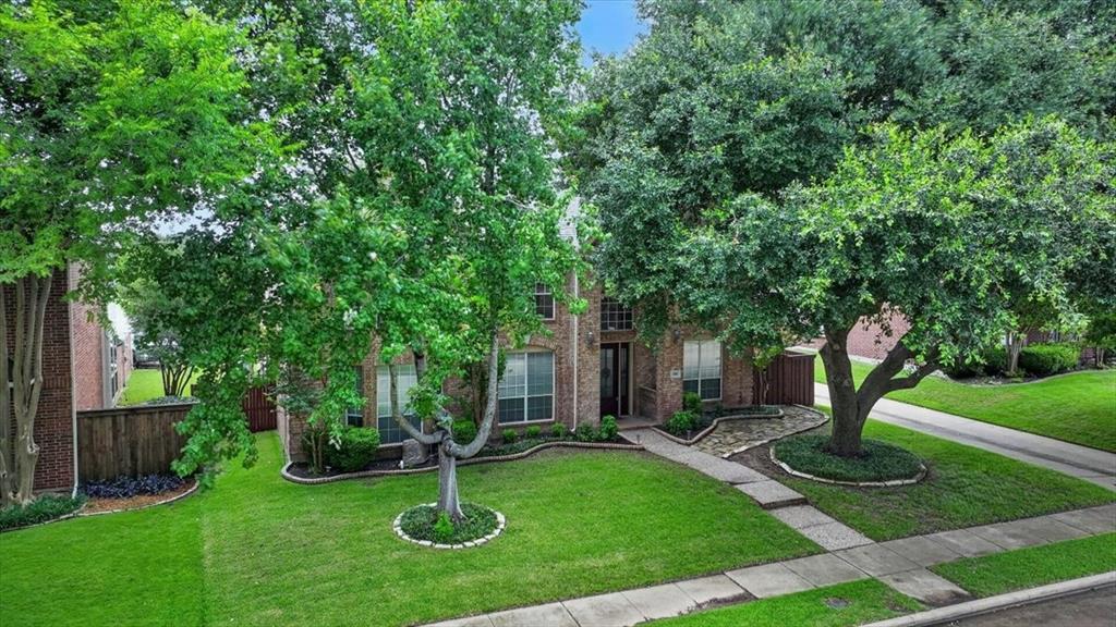 402 Montclair Drive Property Photo 1