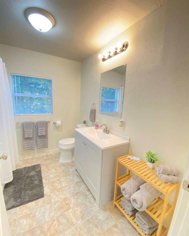 1041 S 14th Street Property Photo 27