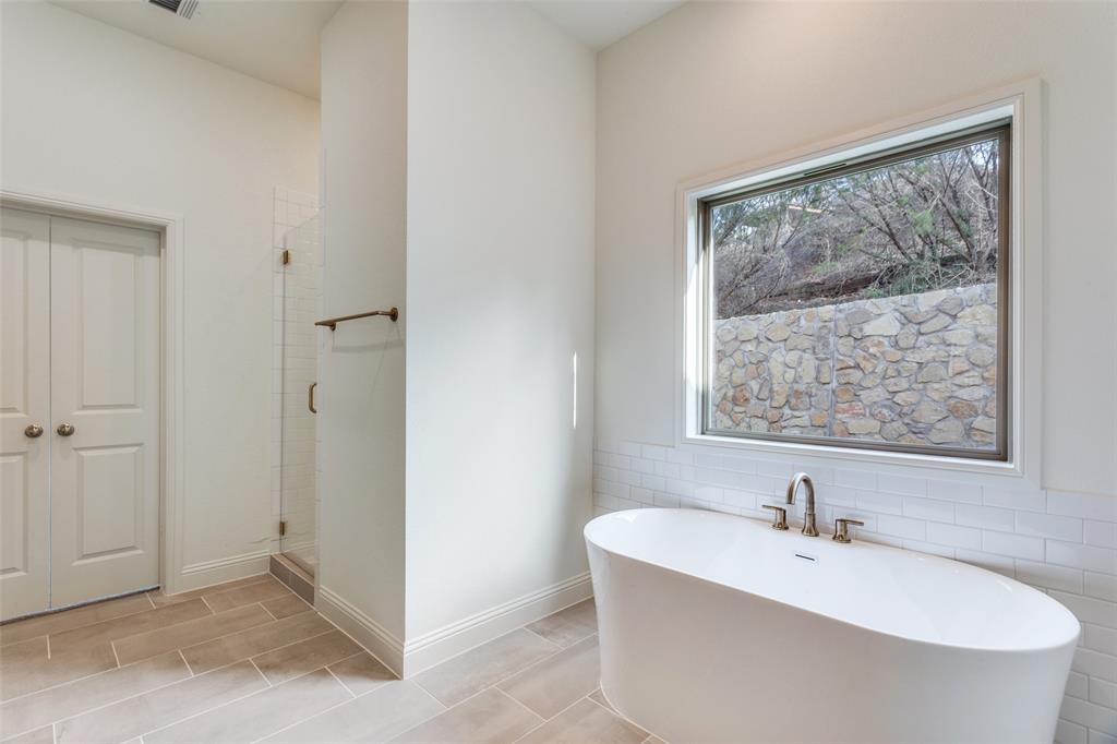782 Sterling Drive Property Photo 14