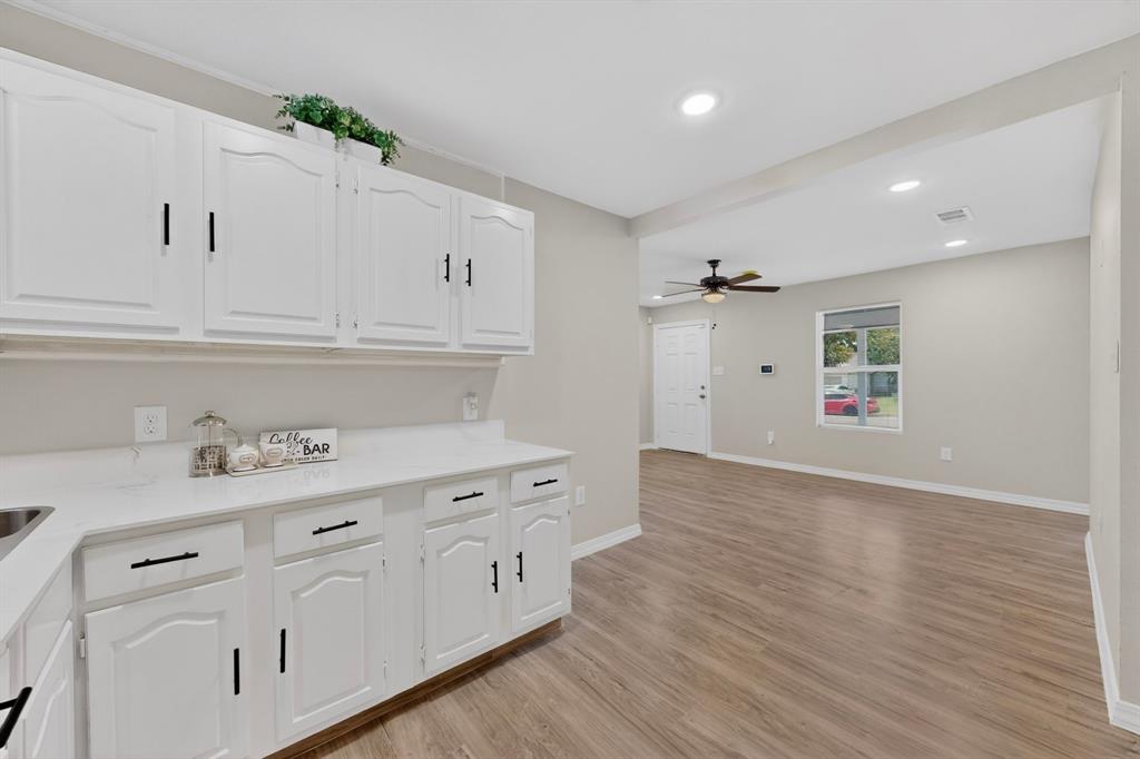 3047 Marjorie Avenue Property Photo 1