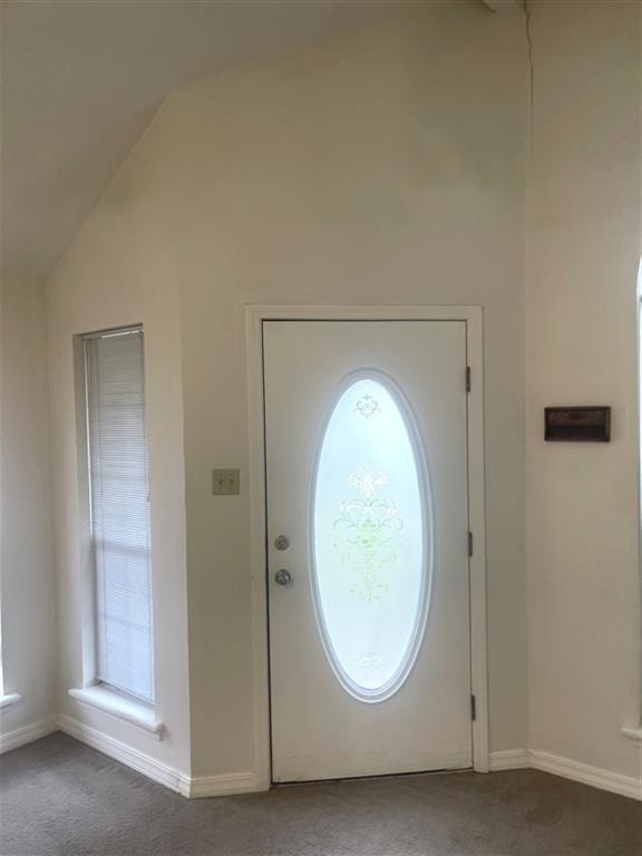 1410 Williamsburg Drive Property Photo 5