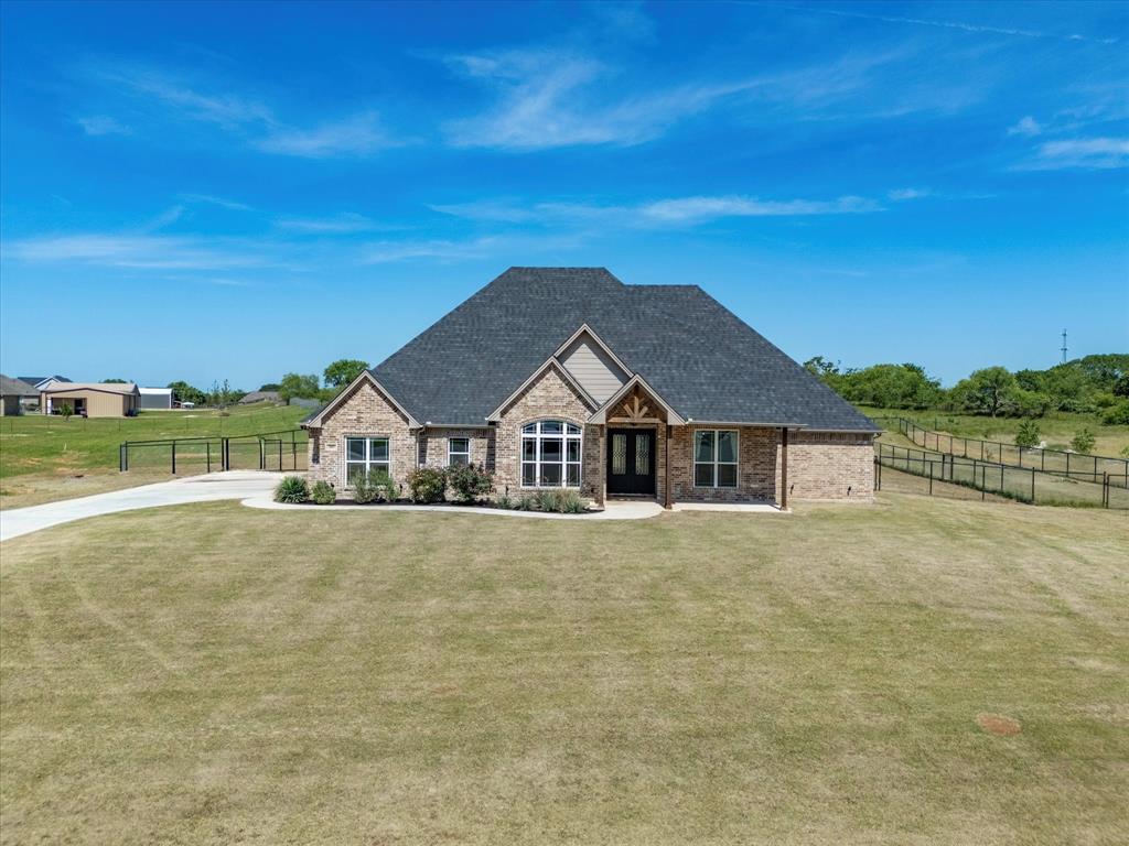 105 Carls Court Property Photo 1