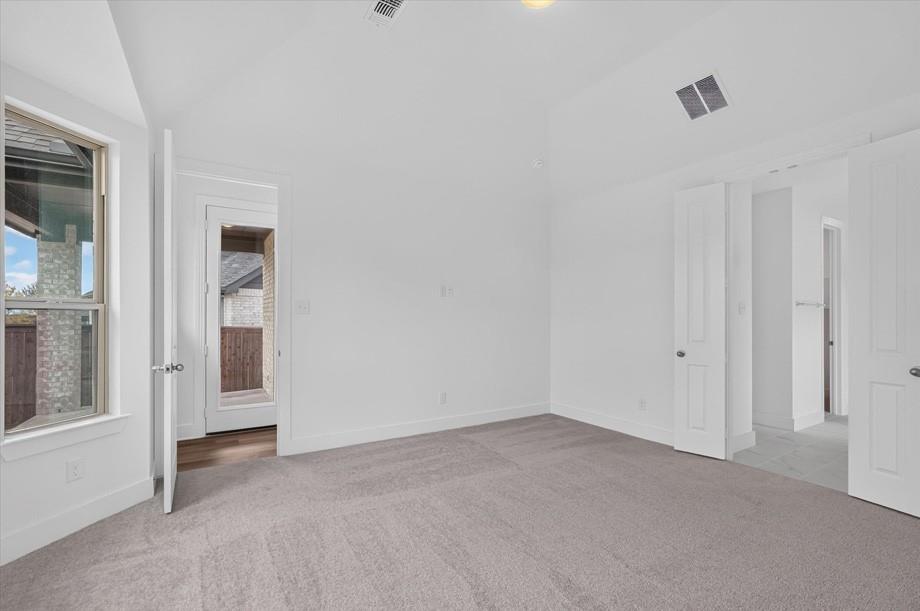 805 Willow Stream Drive Property Photo 12