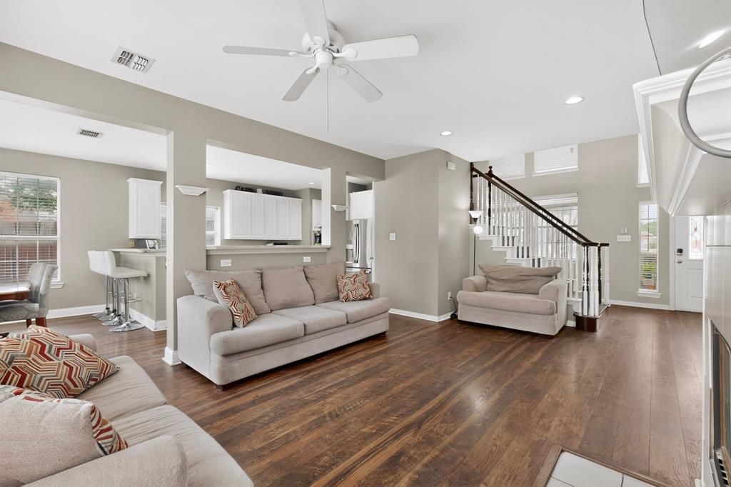 3608 Edmonton Court Property Photo 6