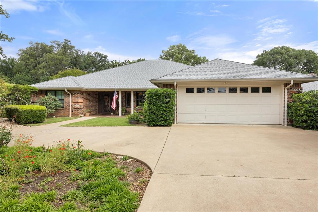 3808 Fairway Drive Property Photo 2
