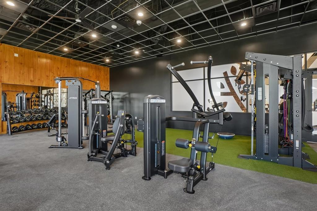 4748 Farmers Drive Property Photo 4