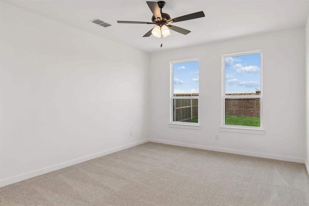 4748 Farmers Drive Property Photo 15