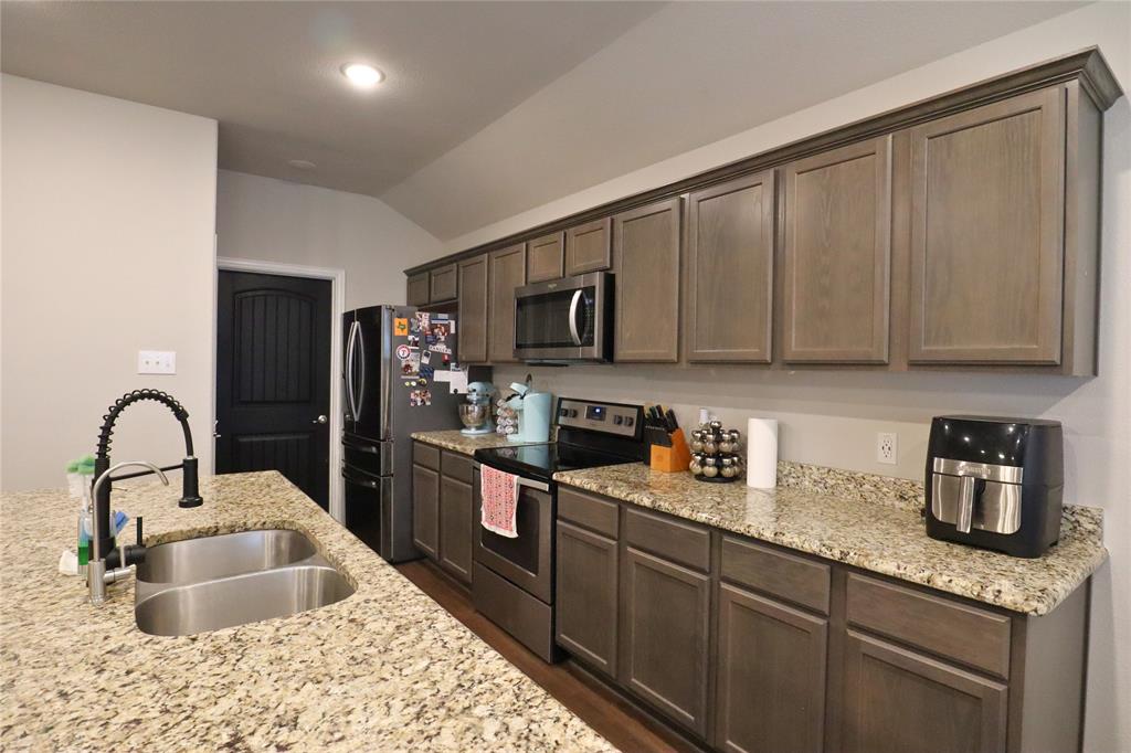 106 Cornell Avenue Property Photo 7