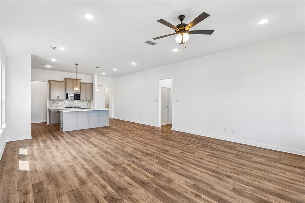4744 Farmers Drive Property Photo 15