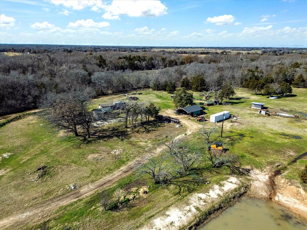11095 E State Highway 31 Property Photo 6