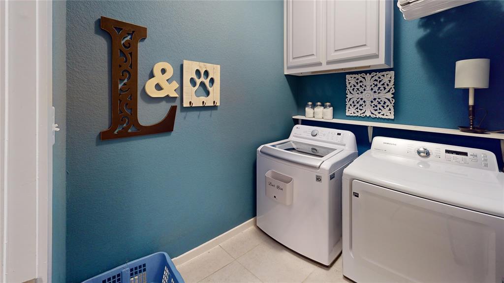 5120 Cathy Drive Property Photo 11