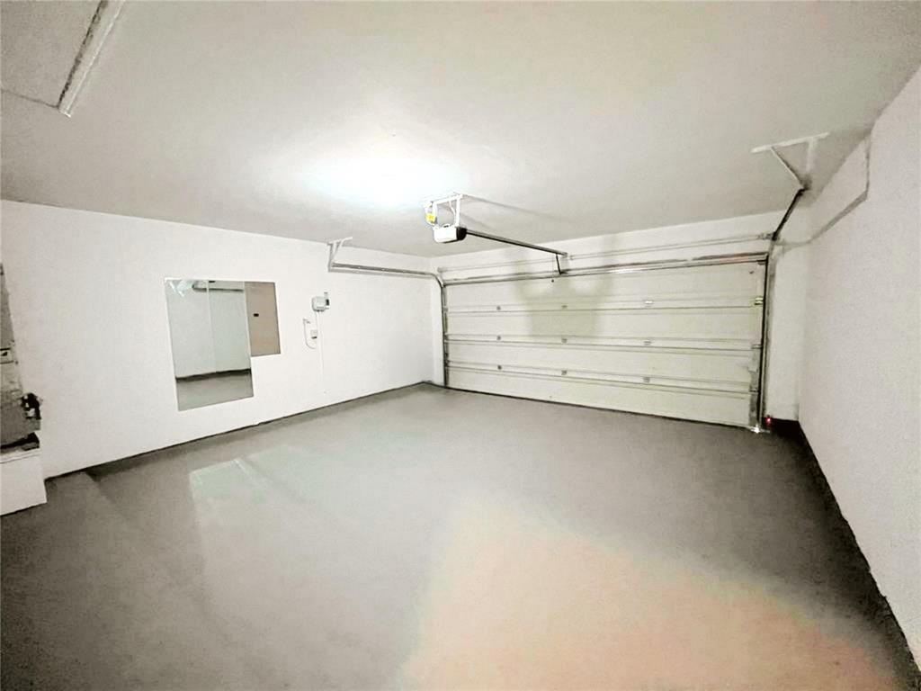 2927 Rosemount Lane Property Photo 15
