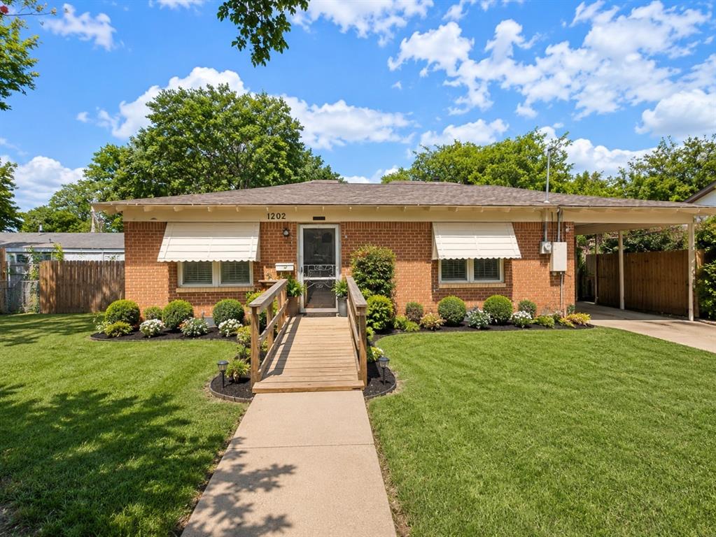 1202 Sunnyside Avenue Property Photo 1