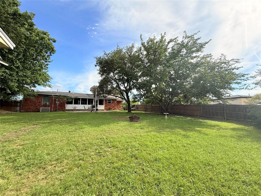 6408 Lake Vista Street Property Photo 27