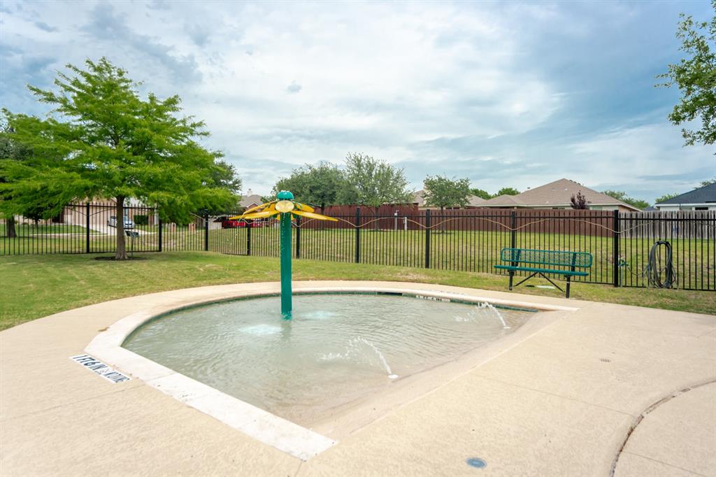 2114 Cedar Trail Property Photo 6