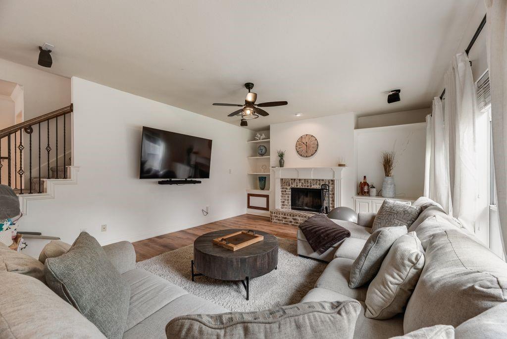 4104 Tiffany Drive Property Photo 3