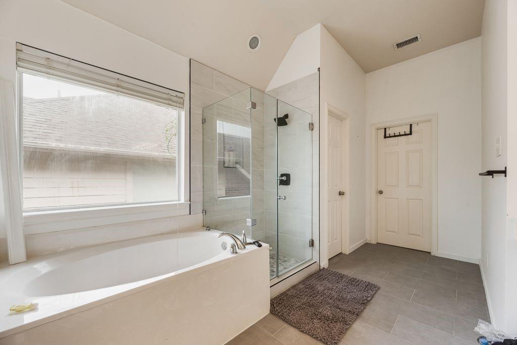 4104 Tiffany Drive Property Photo 15