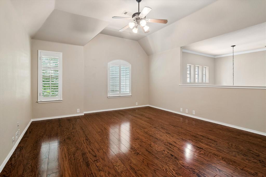 2374 Aspermount Drive Property Photo 14