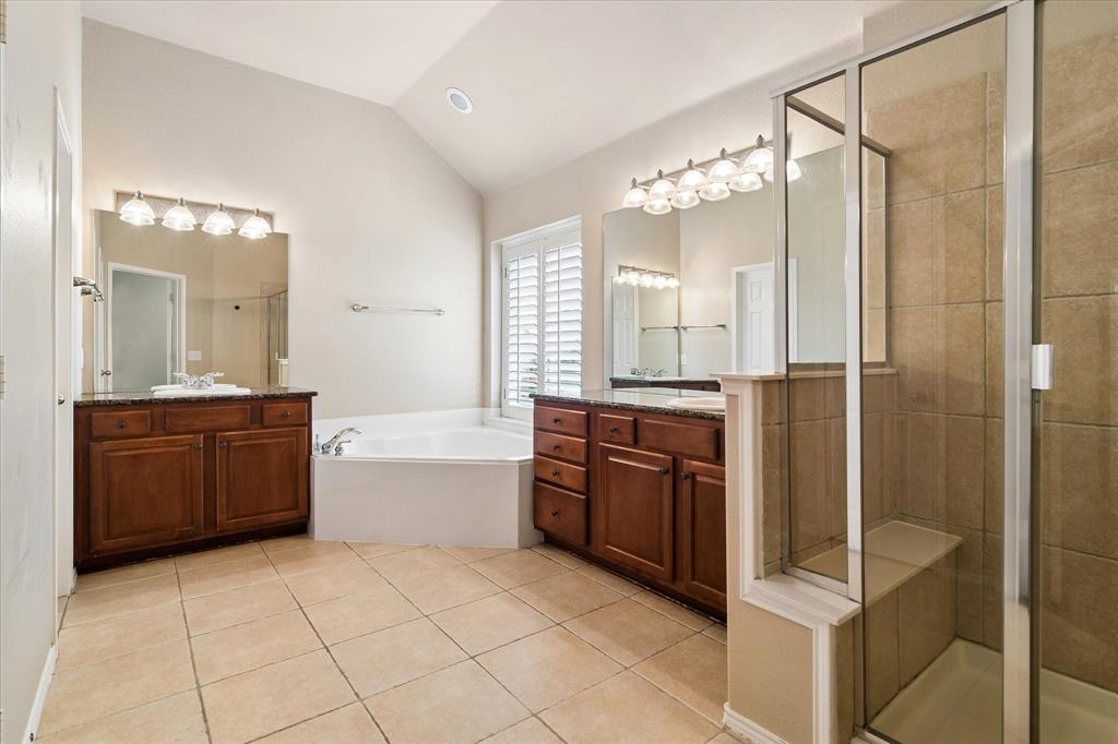 2374 Aspermount Drive Property Photo 16