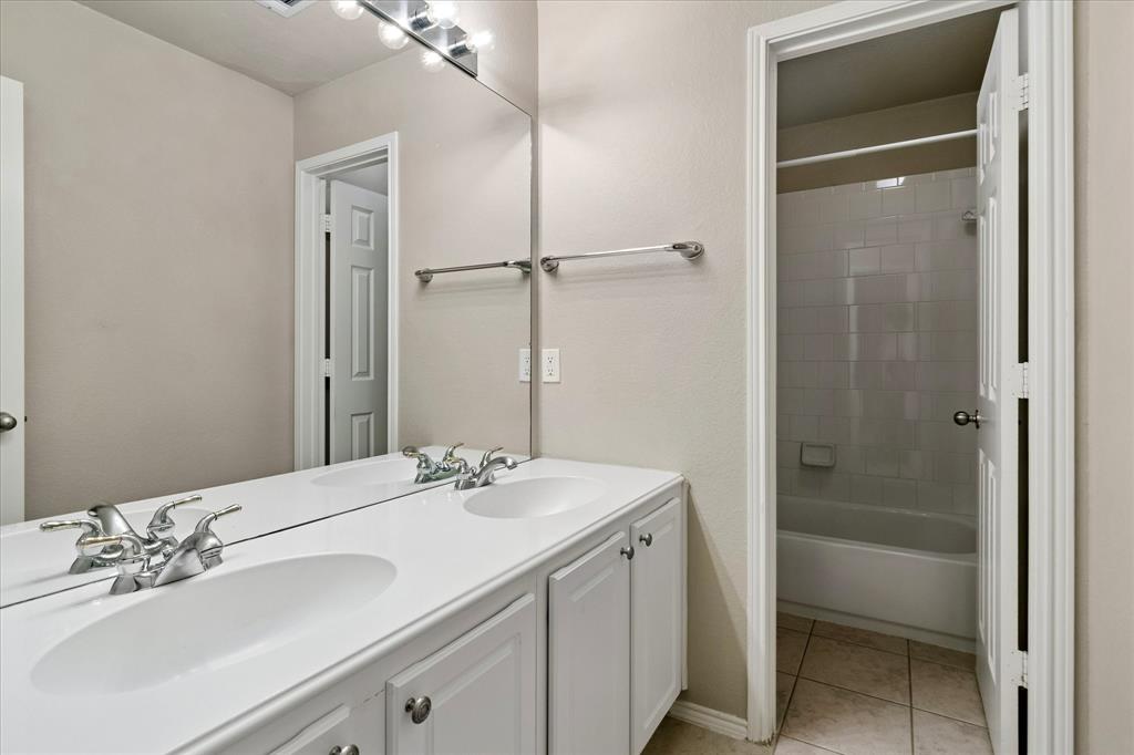 2374 Aspermount Drive Property Photo 20