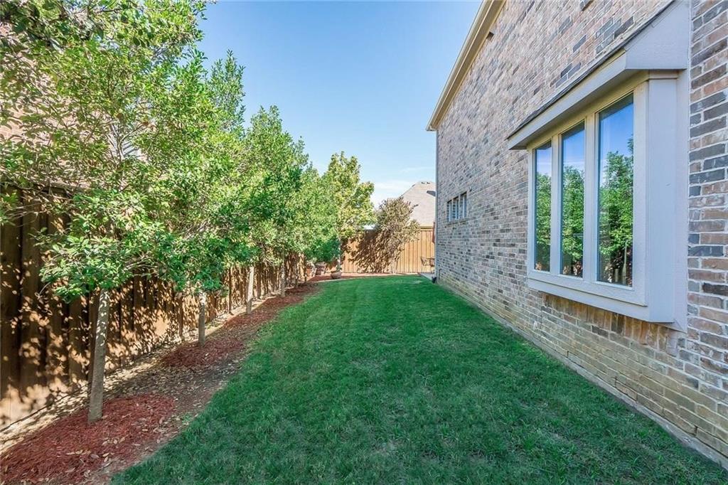 2374 Aspermount Drive Property Photo 24