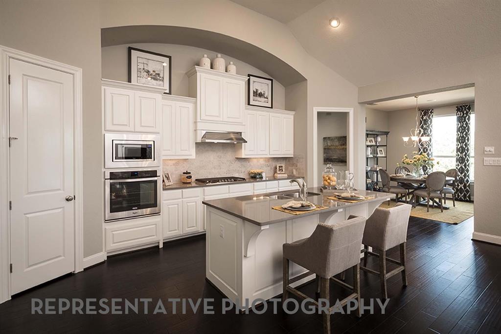 1404 Hydrangea Court Property Photo 1