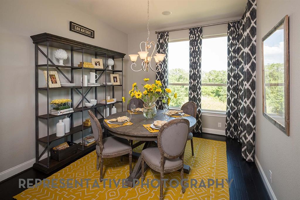 1404 Hydrangea Court Property Photo 10
