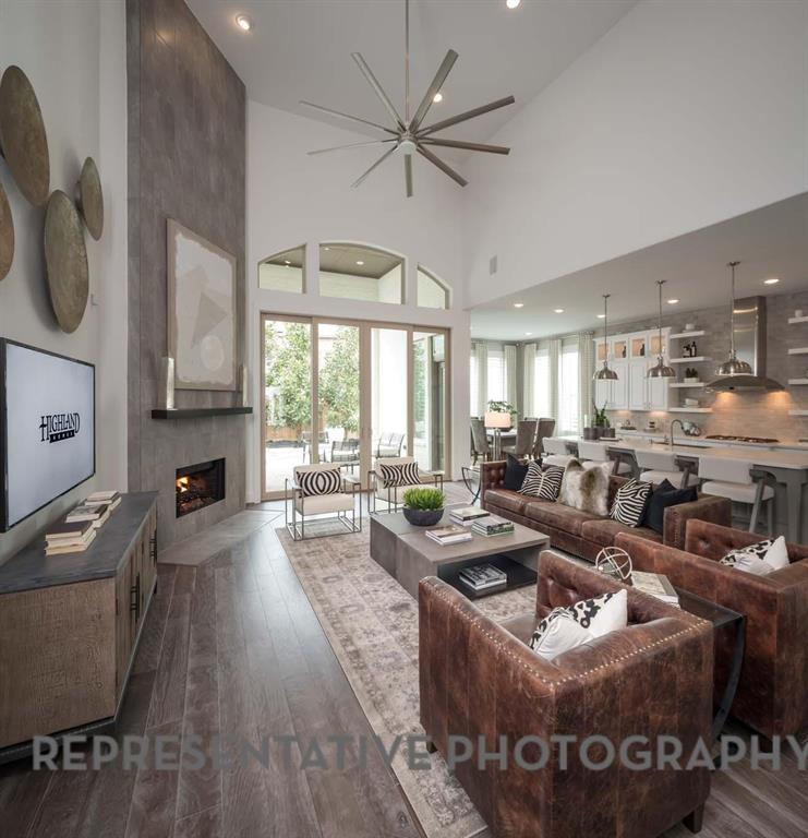 2701 Compton Court Property Photo 4