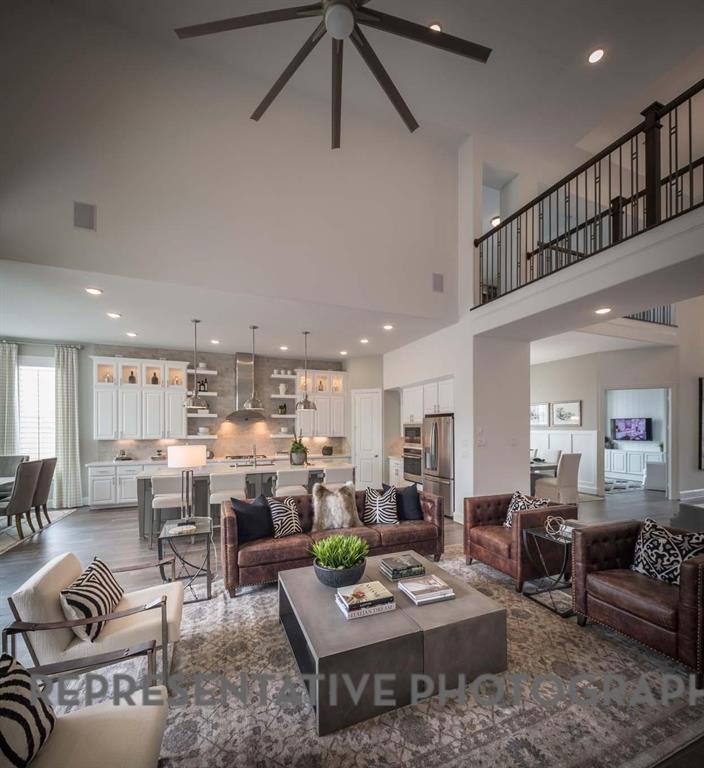 2701 Compton Court Property Photo 11