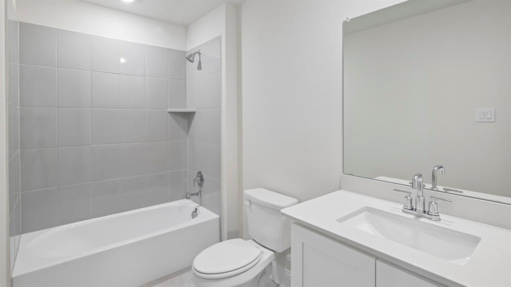 9528 Bently Boulevard Property Photo 8