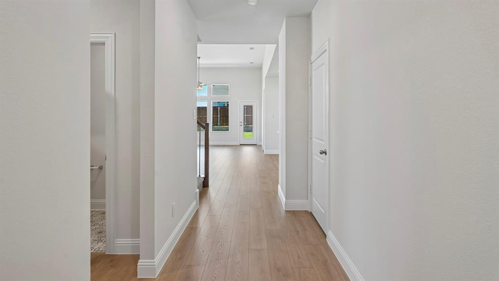 9528 Bently Boulevard Property Photo 19